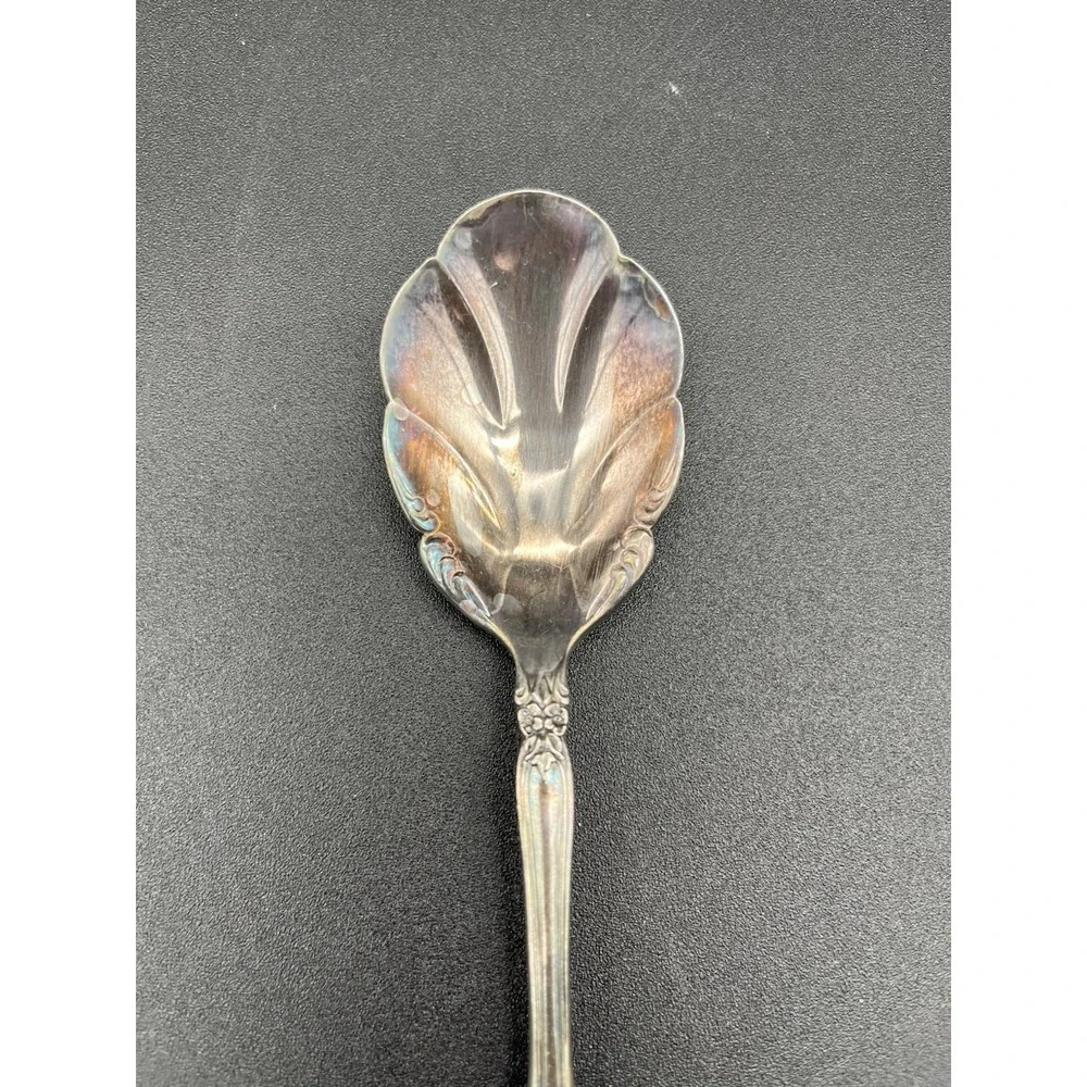 Silver Artistry Scalloped Sugar Spoon Silverplate By Oneida